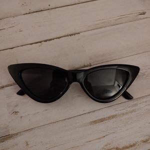 Black cat eye sunglasses